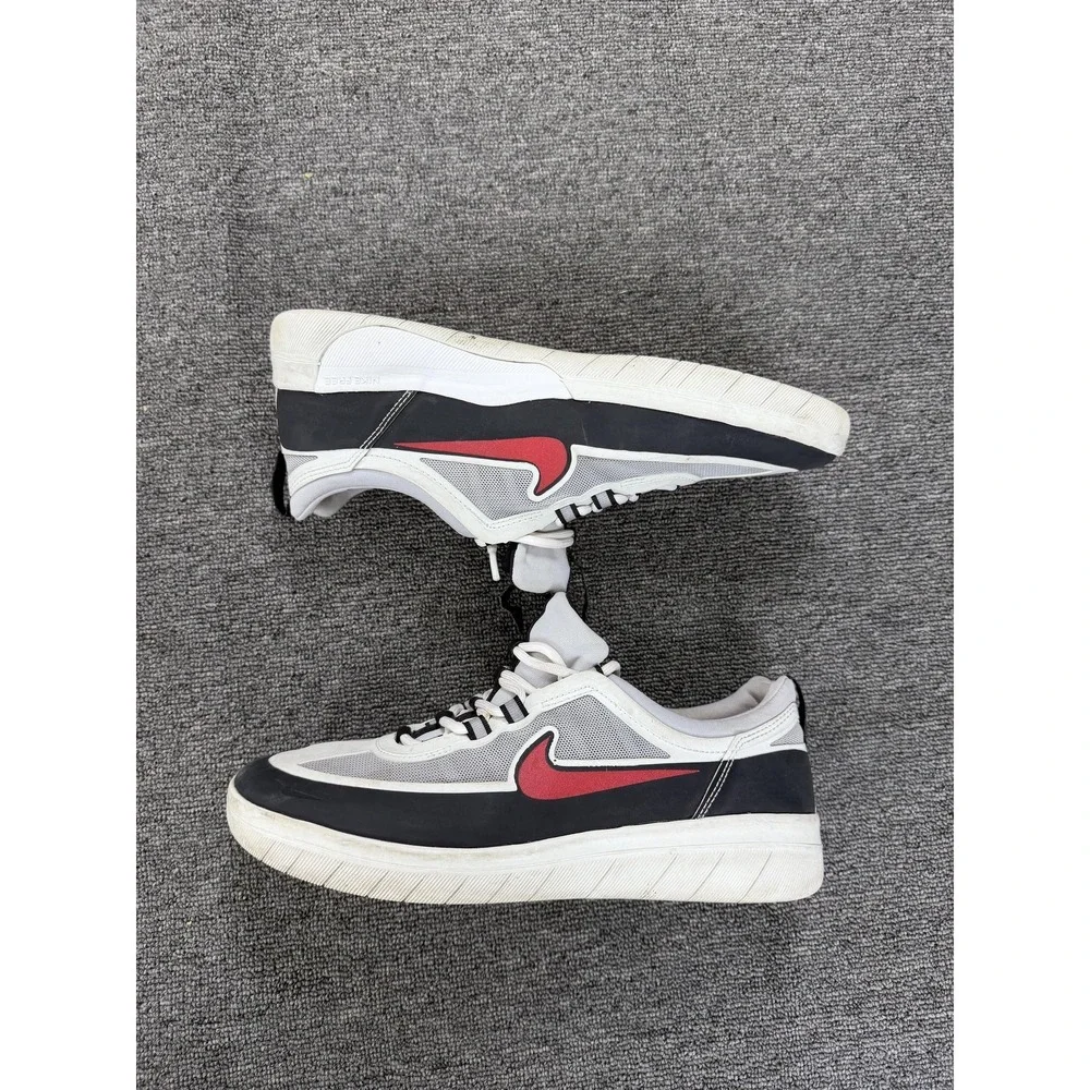 Nike SB Nyjah Free 2 Shoes Mens 8.5 Gray Black Red Skate Sneakers BV2078-002